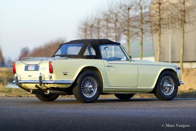 Triumph TR 250, 1968