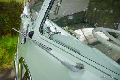 Volkswagen Type 2 T1 Samba 21-window Deluxe, 1966 Restoration