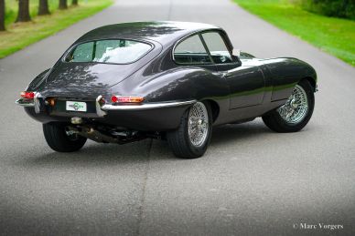 Jaguar E-type 4.2 Litre FHC, 1965