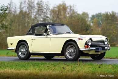 Triumph TR 250, 1968