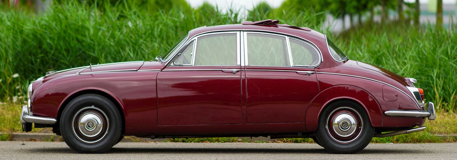 Daimler 250 V8, 1967