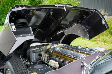 Jaguar E-type 4.2 Litre FHC, 1965