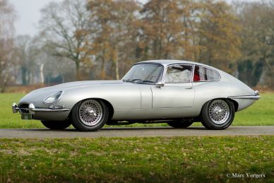 Jaguar E-type 4.2 Litre FHC, 1966