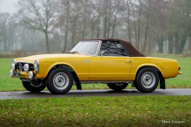 Mercedes-Benz 250 SL restoration & rally preparation