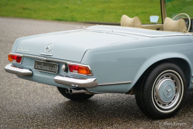 Mercedes-Benz 280 SL 'Pagode', 1970