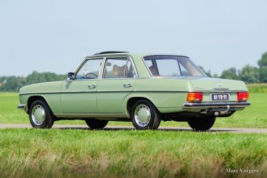 Mercedes-Benz 220 D, 1974