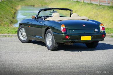MG RV8, 1996