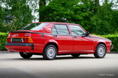 Alfa Romeo 75 3.0 V6 America, 1988