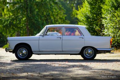 Peugeot 404 Berline, 1970