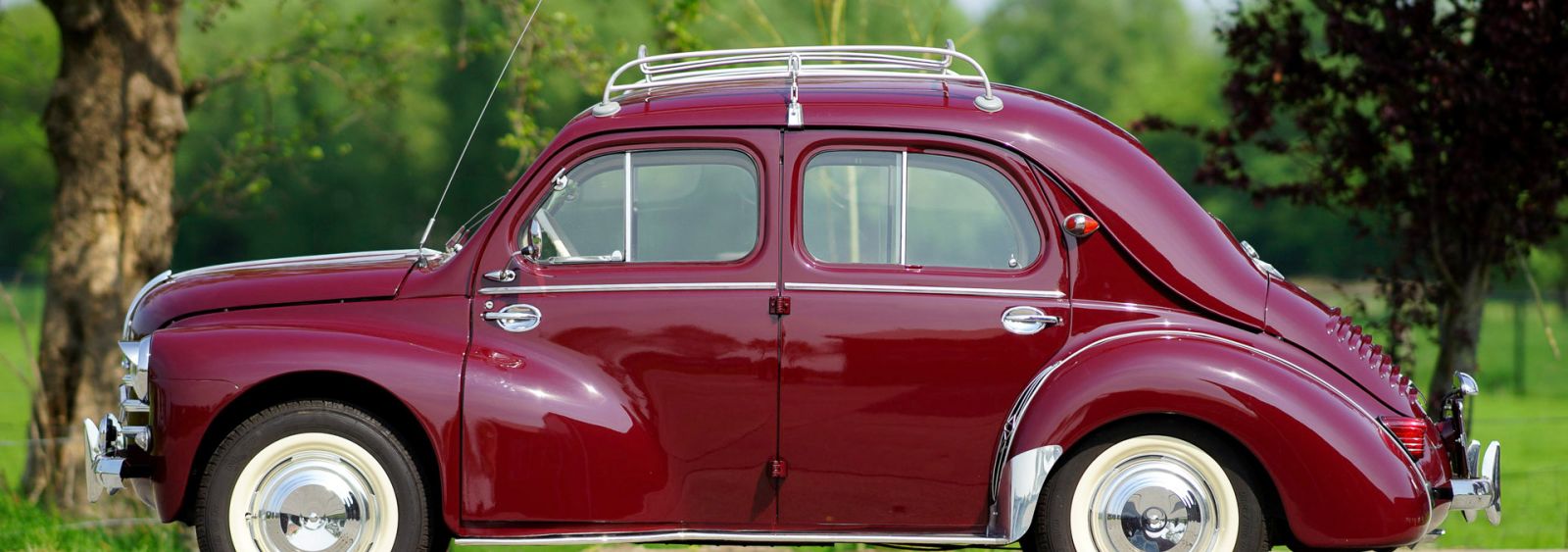 Рено 4л. Renault 4. Рено Жук. Рено Жук старый.