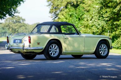 Triumph TR 250, 1968