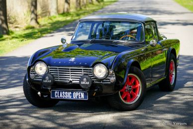 Triumph TR4 rally car, 1962