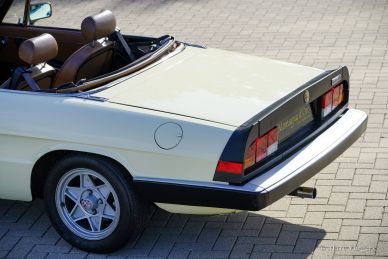 Alfa Romeo Spider 2000, 1983
