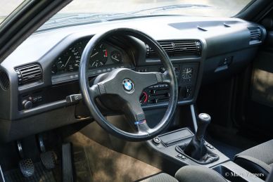 BMW 320 IS (E30), 1988