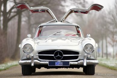 Mercedes-Benz 300 SL 'Gullwing', 1956