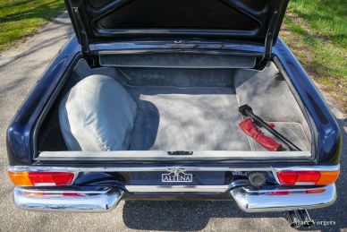 Mercedes-Benz 230 SL 