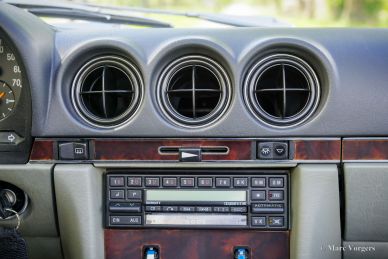 Mercedes-Benz 300 SL (R107), 1986