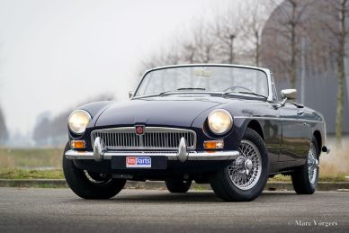MG MGB roadster, 1965