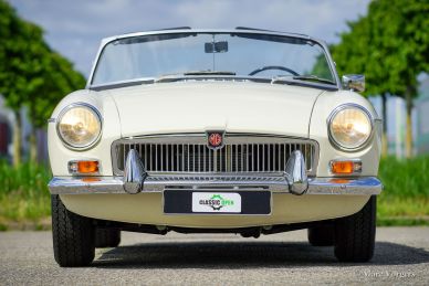 MG MGB roadster, 1966