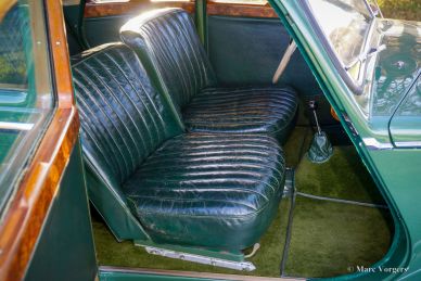 Riley RMF saloon, 1953