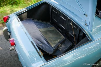 Triumph TR3 (small mouth), 1957