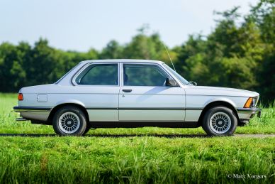 BMW 323i (E21), 1979