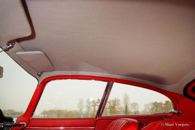 Jaguar E-type 4.2 Litre FHC, 1966