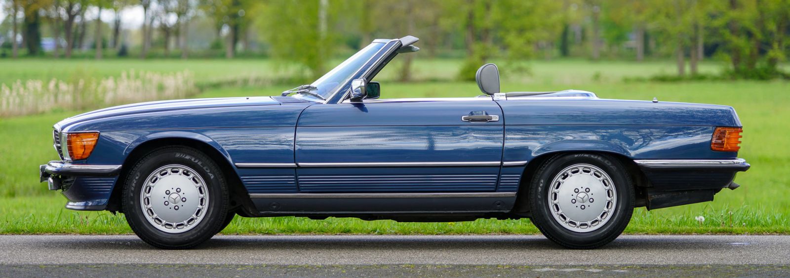Mercedes-Benz 300 SL (R107), 1986