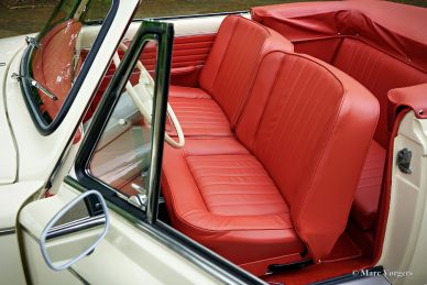 Peugeot 403 Cabriolet restoration