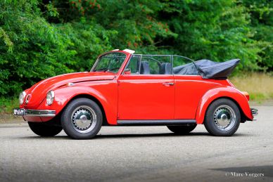 Volkswagen “Beetle” 1302 LS Convertible / Cabriolet, 1971