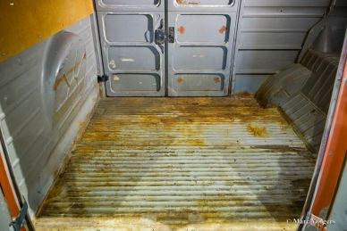 Volkswagen VW T1 Transporter | Bus restoration object, 1961