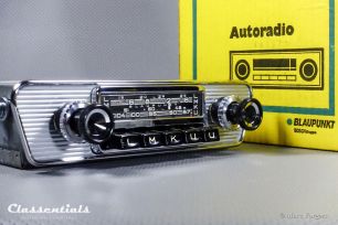D-Blaupunkt-Bluespot-Frankfurt-X-1966-Jaguar-E-type-XK-E-Series-1-Bluetooth-Classentials-02.jpg