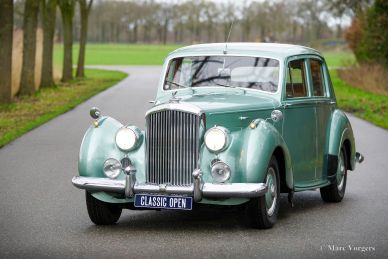 Bentley R-type, 1953