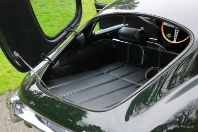 Jaguar E-type 4.2 Litre FHC S2, 1969