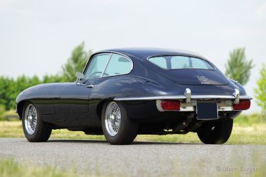 Jaguar E-type 4.2 Litre FHC S2, 1969