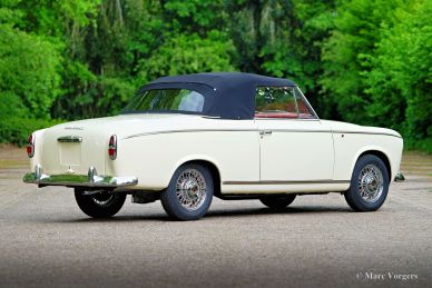 Peugeot 403 Cabriolet restoration