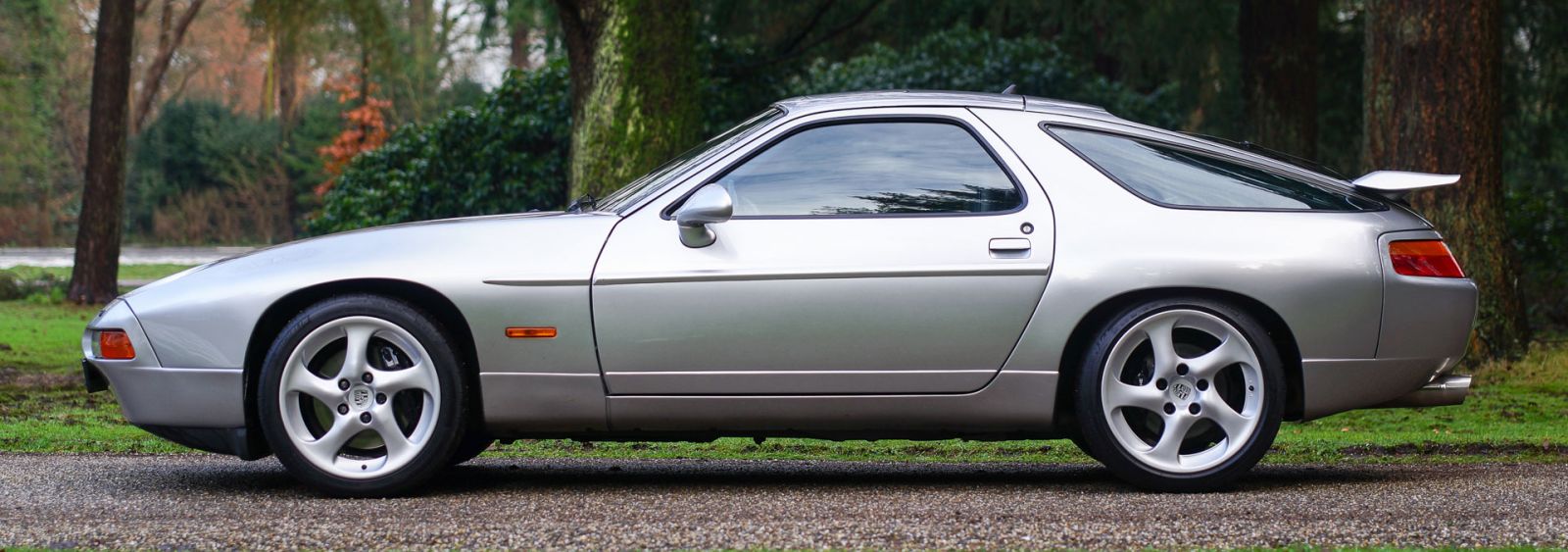 Porsche 928 GTS, 1993