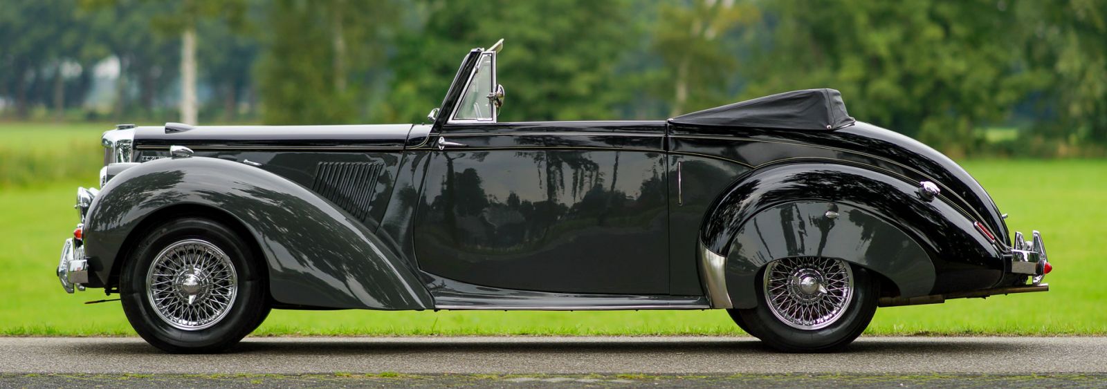 Alvis TC21 100 convertible, 1955