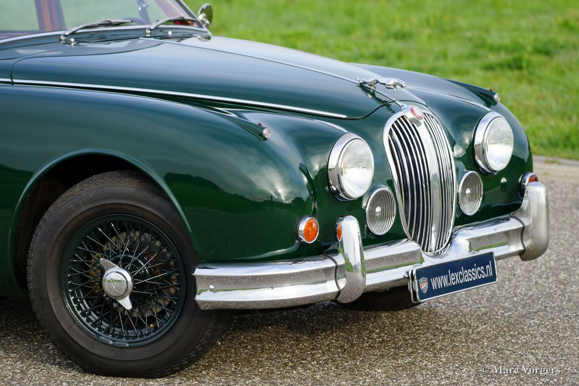 Jaguar MK II 3 8