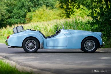 Triumph TR3 (small mouth), 1957