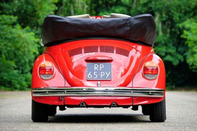 Volkswagen “Beetle” 1302 LS Convertible / Cabriolet, 1971