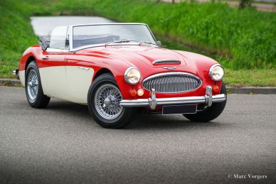 THE BIG HEALEYS BY JOHN NIKAS & MARC VORGERS BOOK