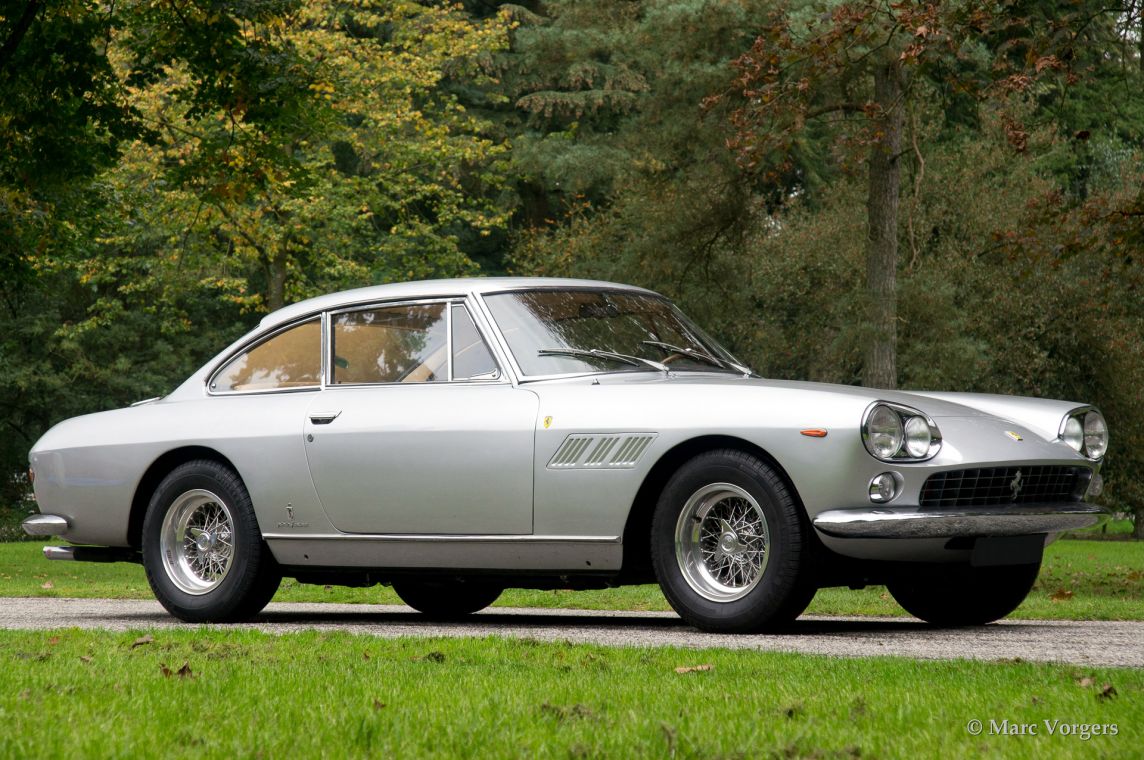 Ferrari 330 gt