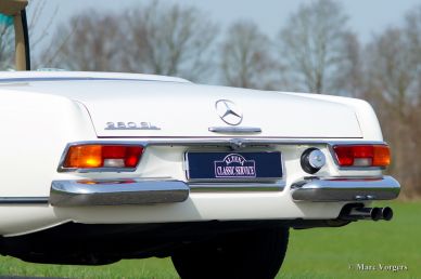 Mercedes-Benz 280 SL 'Pagode', 1968
