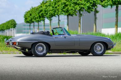 Jaguar E-type 4.2 Litre roadster, 1969