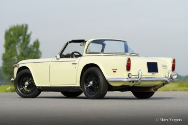 Triumph TR 250, 1968