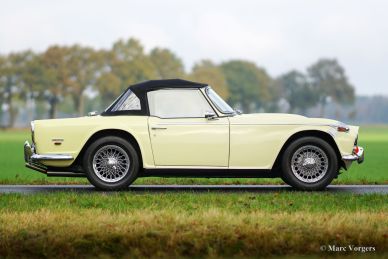 Triumph TR 250, 1968