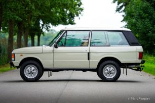 Range-Rover-Classic-1981-Limestone-Grey-02.jpg