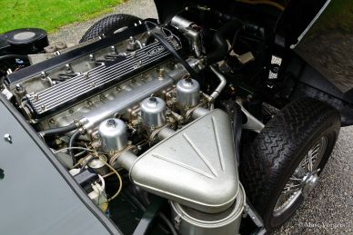 Jaguar E-type 4.2 Litre FHC S2, 1969