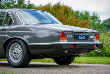 Jaguar XJ12 Sovereign, 1986